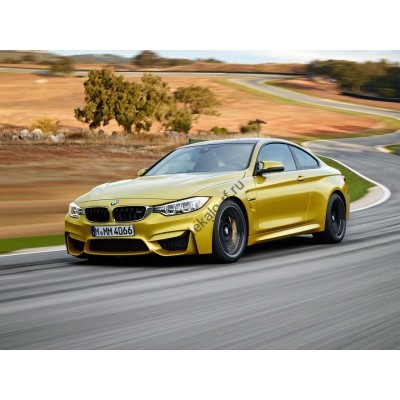 BMW M4 Coupe 2016 - лекало салона