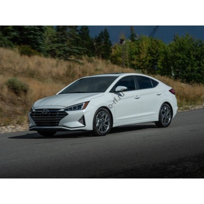 Hyundai Elantra 2019 - лекало салона