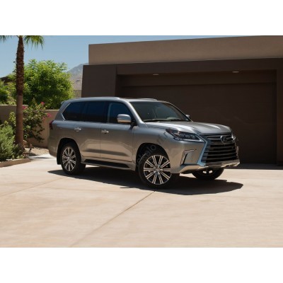 Lexus LX 570 2016 - лекало салона