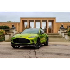 Aston Martin DBX707 Coupe 2025 - лекало экрана мультимедиа
