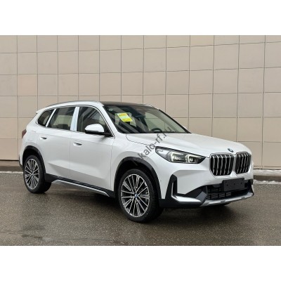 BMW X1 2024 - лекало экрана мультимедиа