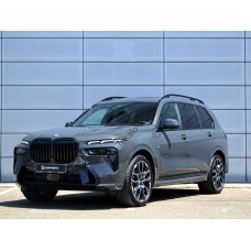 BMW X7 M-Sport 2023 - лекало салона
