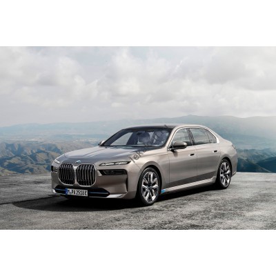 BMW 7 2023 - лекало салона