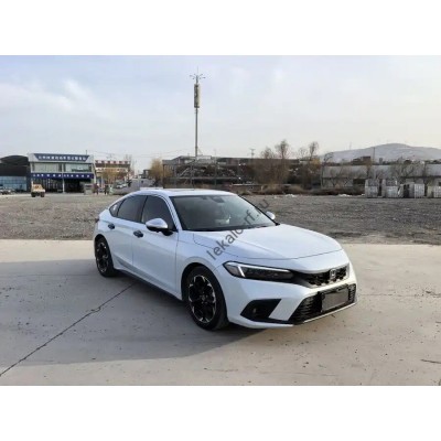 Honda Civic 2023 - лекало салона