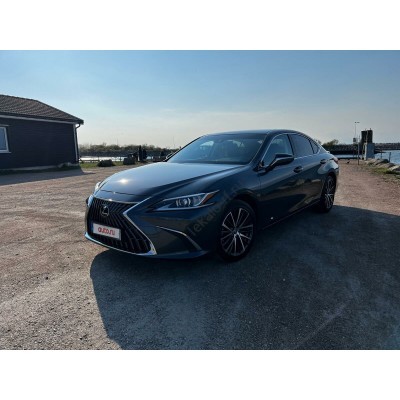 Lexus ES 2023 вариант 2 - лекало экрана мультимедиа