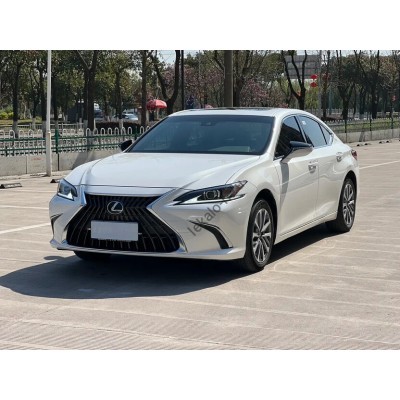 Lexus ES 2022 - лекало салона