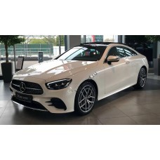 Mercedes Benz E Class Coupe 2022 - лекало салона