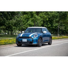 MINI Cooper S (2022) - лекало салона