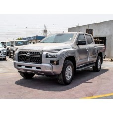 Mitsubishi L200 2025 - лекало салона