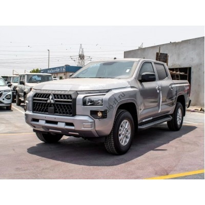 Mitsubishi L200 2025 - лекало салона