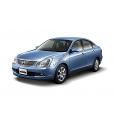 Nissan Bluebird 11 2005-2009 лекало переднее боковое стекло