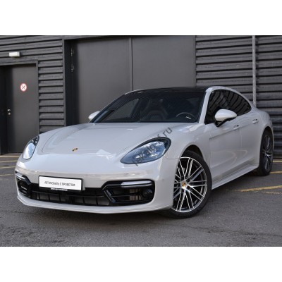 Porsche Panamera 2017 4S - лекало экрана мультимедиа