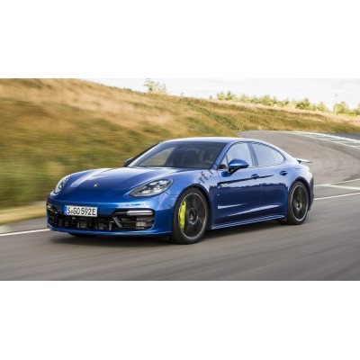 Porsche Panamera Turbo 2018 - лекало фар