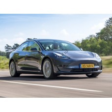 Tesla Model 3 2018 - лекало экрана мультимедиа