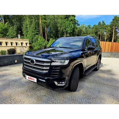 Toyota Land Cruiser 300 70th Anniversary 2021 - лекало экрана мультимедиа