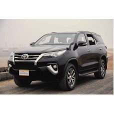 Toyota Fortuner (2017) - лекало фар