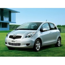 Toyota Vitz - 2 поколение XP-90 5d  2005-2010 лекало переднее боковое стекло