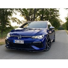 Volkswagen Golf R 2022 - лекало экрана мультимедиа