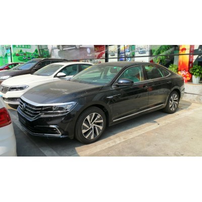 Volkswagen Passat 2019 PHEV - лекало экрана мультимедиа